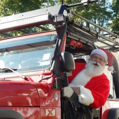 Santa_Jeep